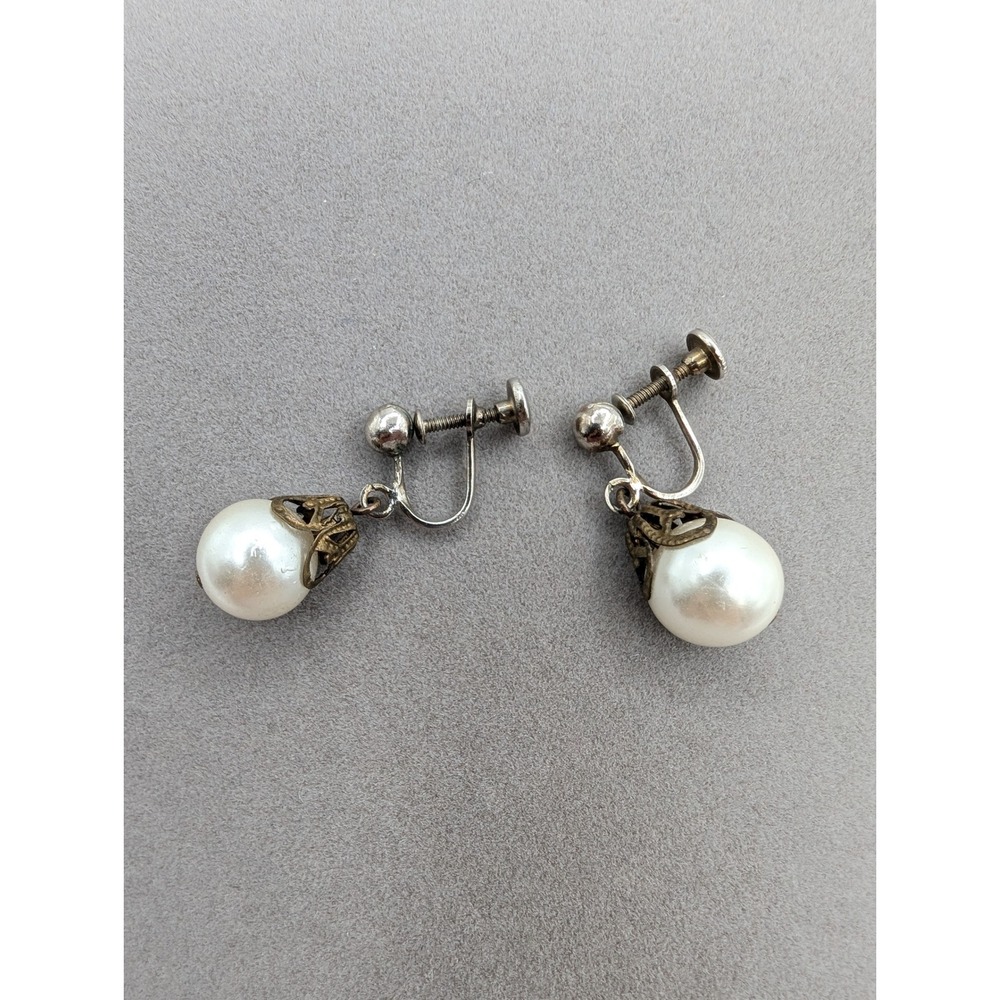 Vintage Faux Pearl Filigree Drop Earrings Silver Tone Screw Back Mid-Century - Picture 3 of 4